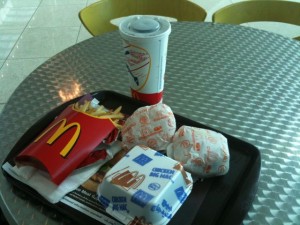 McDonalds im Airport Dubai